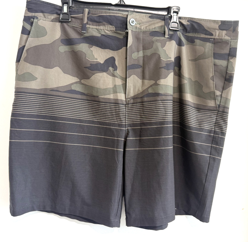 Trinity Coast Shorts Men 40 Swim Activewear brown Vacation Beach Camo Stripe